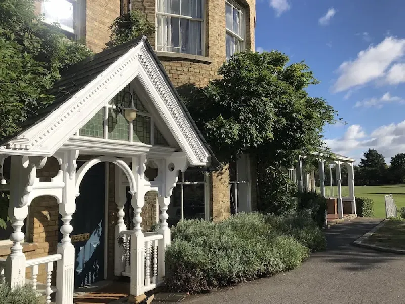 Summer Fields School