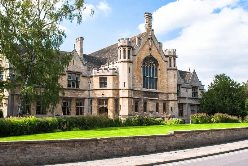 Oundle School